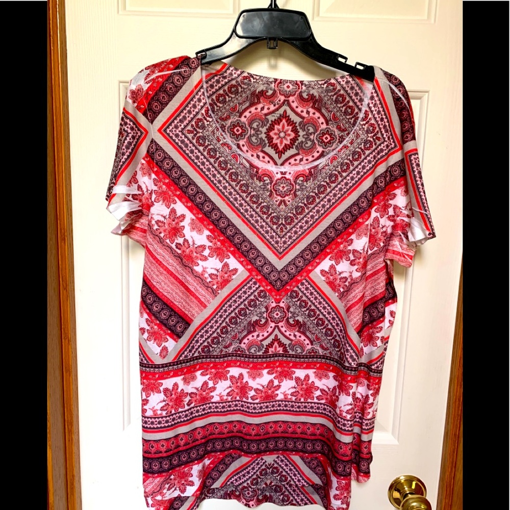 Pretty, dressy tunic.